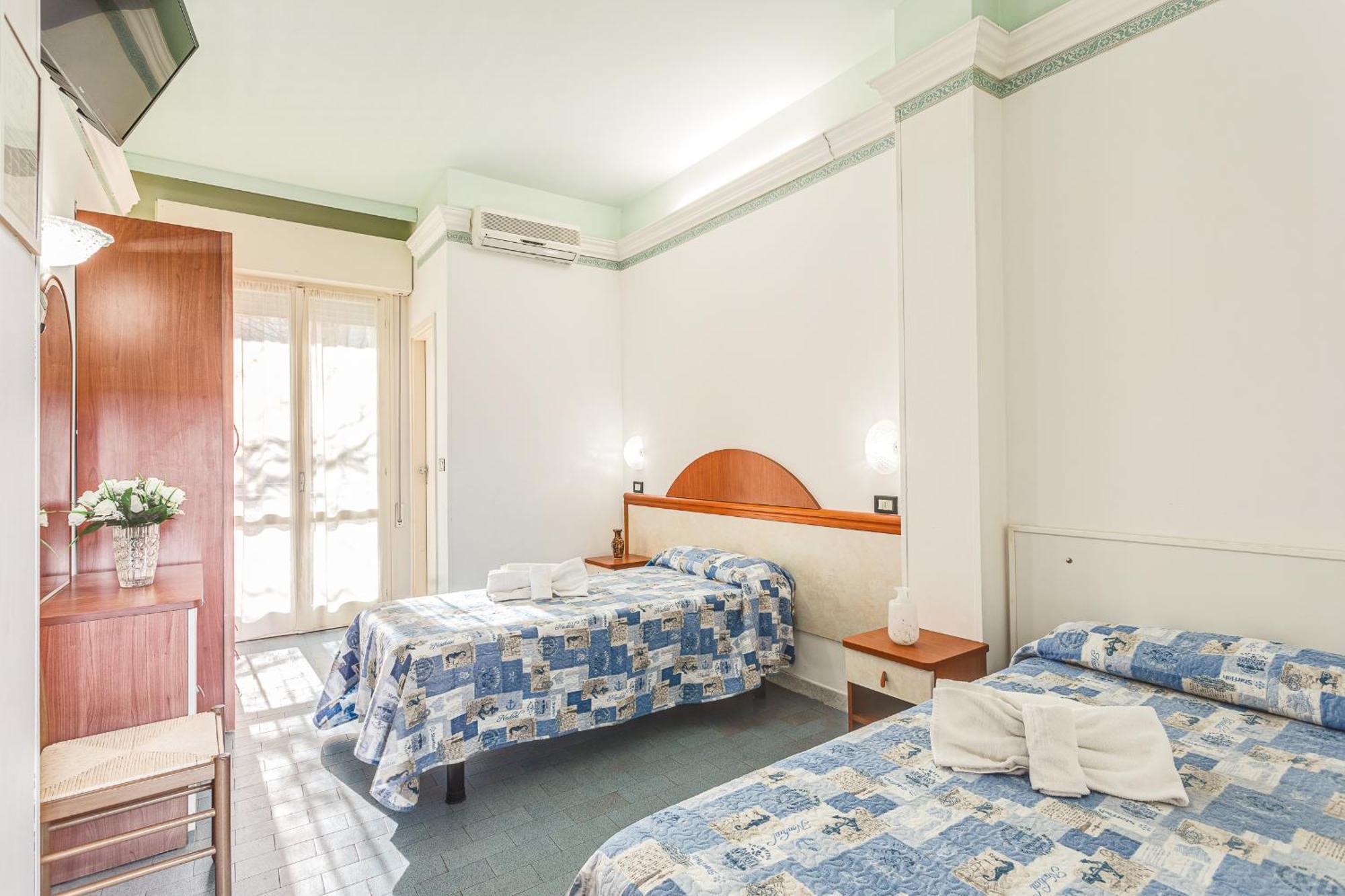 Hotel Augustus Gatteo a Mare Eksteriør bilde
